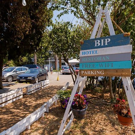 Hotel Bip Будва Екстер'єр фото
