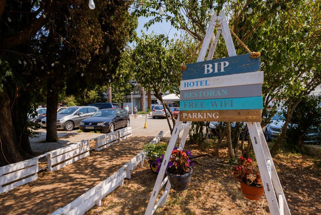 Hotel Bip Будва Екстер'єр фото